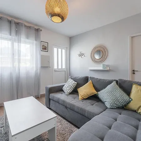 Trendy Comfort In Nova De Gaia